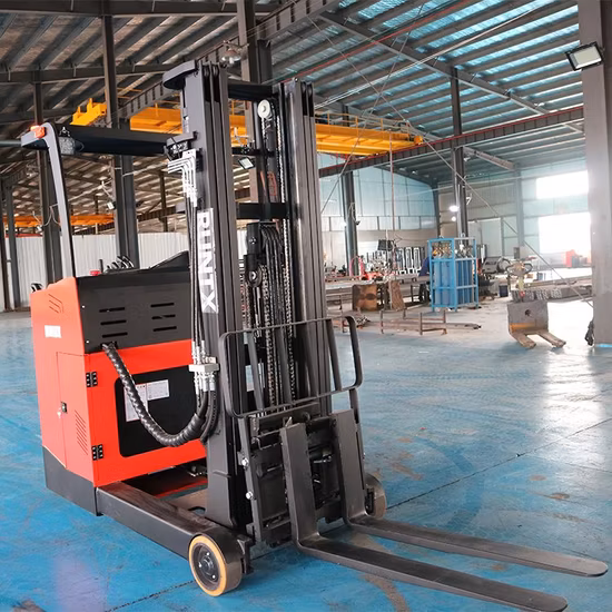 1,5 Ton 1500 Kg 2 Ton 2000 Kg Empilhadeira Elétrica de Alcance com Mastro Triplex Totalmente Livre e Assento Confortável